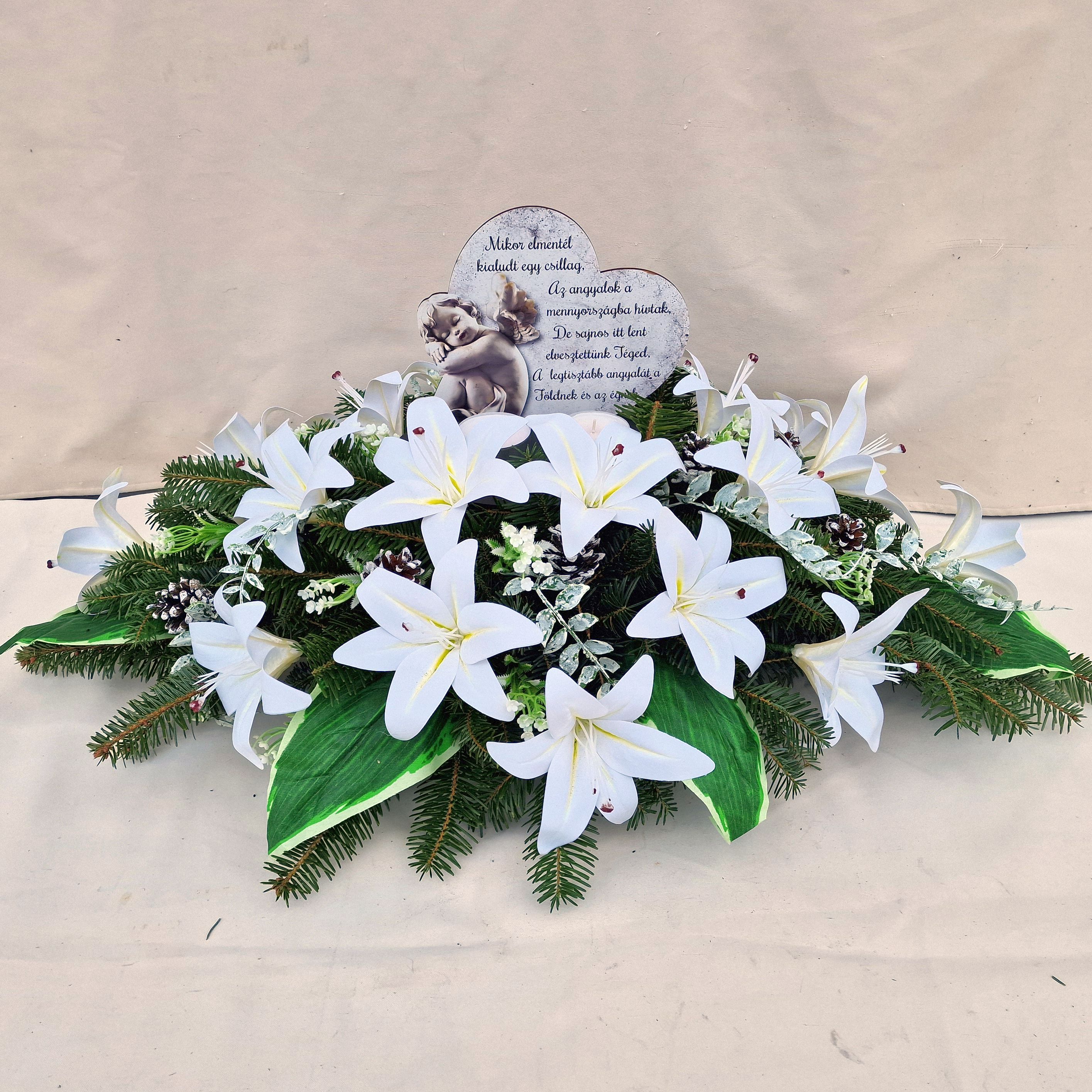 Koszorú - SELYEMVIRÁGOS Fehér liliomos fekvő koszorú / sírdí